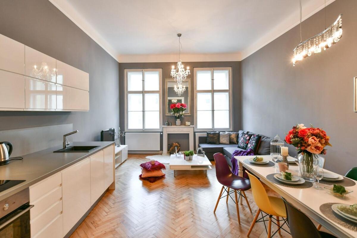 Cityscape Wenceslas Square Apartment プラハ エクステリア 写真