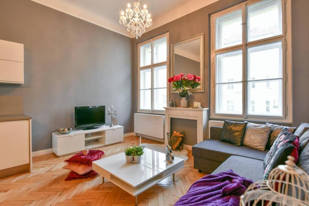 Cityscape Wenceslas Square Apartment プラハ エクステリア 写真