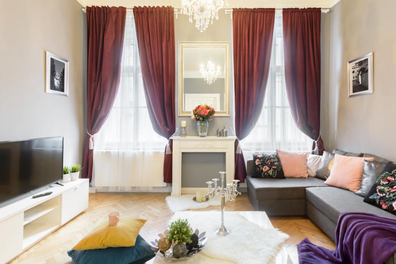 Cityscape Wenceslas Square Apartment プラハ エクステリア 写真